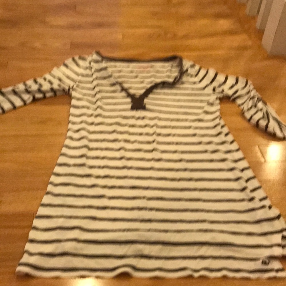 Adorable Vineyard Vines Cover Up xs